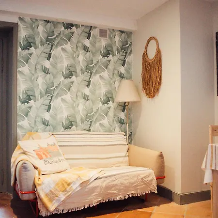 La Croisee Des Chemins