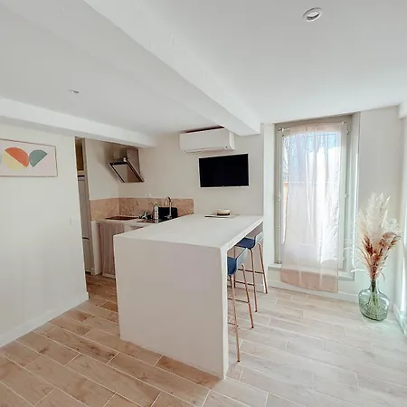 La Croisee Des Chemins *