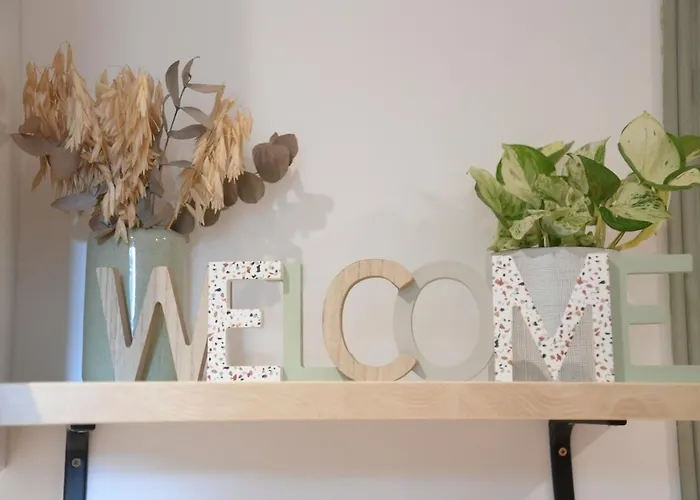 La Croisee Des Chemins Μοντωμπάν