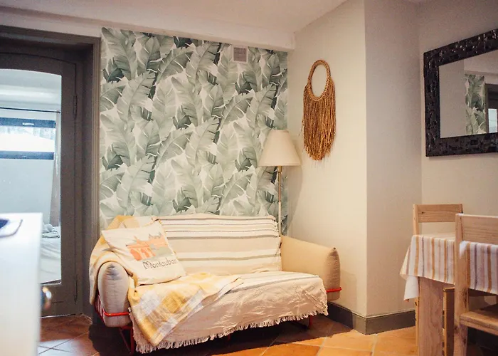 La Croisee Des Chemins