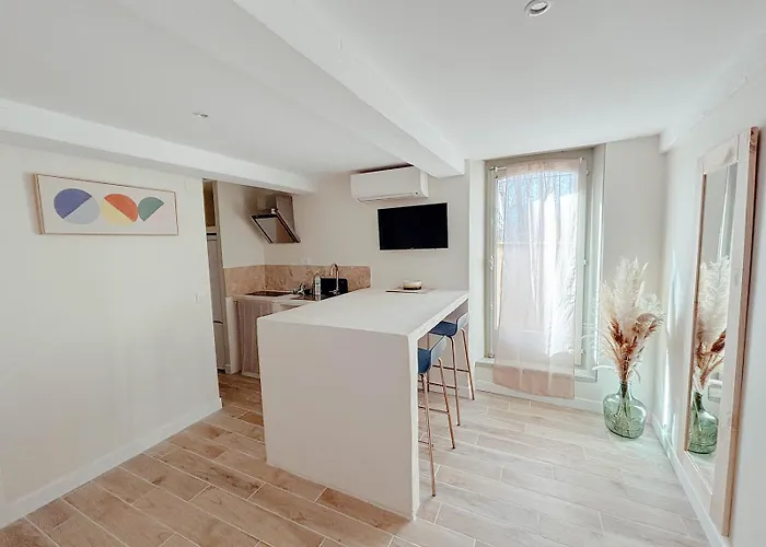 La Croisee Des Chemins *